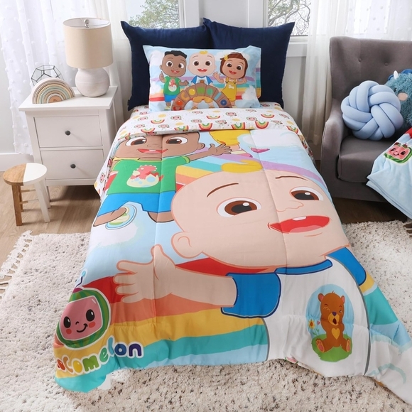 Colorful Cartoon Character Bedding Set - Picture 1 of 3